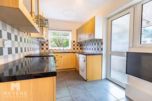 Photo 16- click for photo gallery